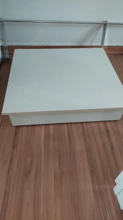 Base de chão mdf branco 70x65