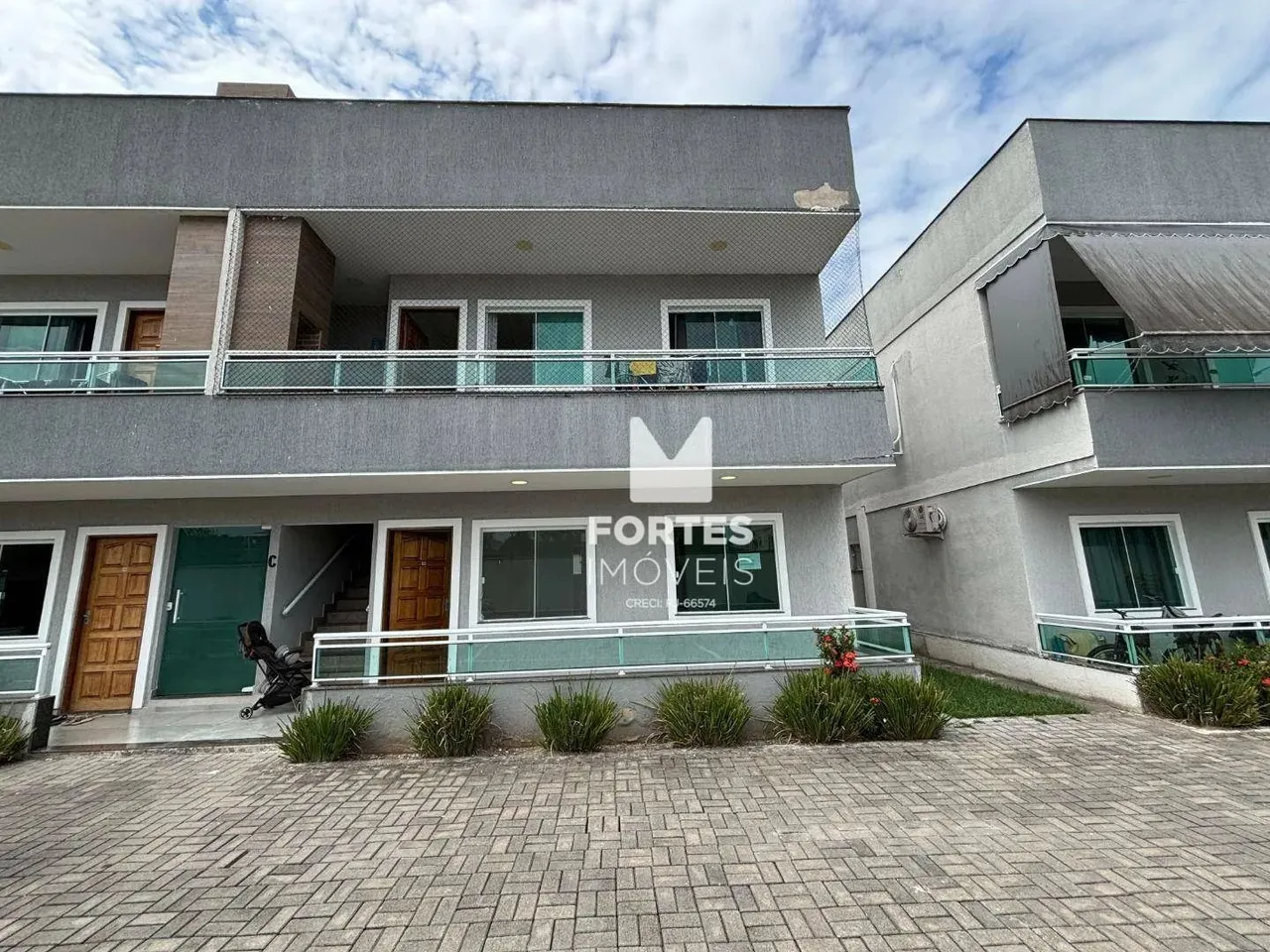 Apartamento com 2 dormitórios para alugar, 50 m² por R$ 1.721,57/mês - Inoã - Maricá/RJ