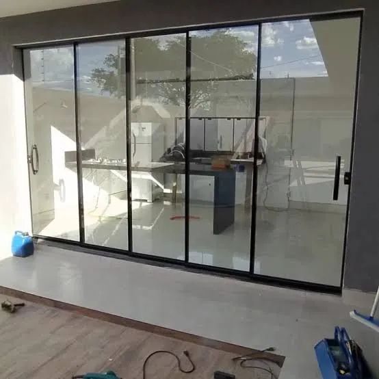 Lindas Portas Ligth holder 2,00m x 2.10m de 3 folhas. Novas instalada  - Foto 3