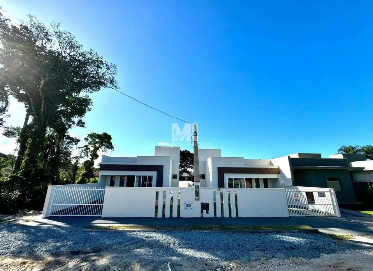 Linda casa na praia na Quinta Dos Acorianos - Barra Velha - SC