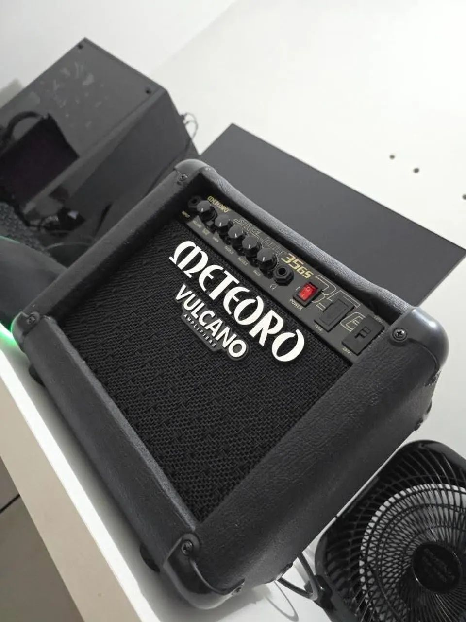 Amplificador Meteoro Vulcano 35G