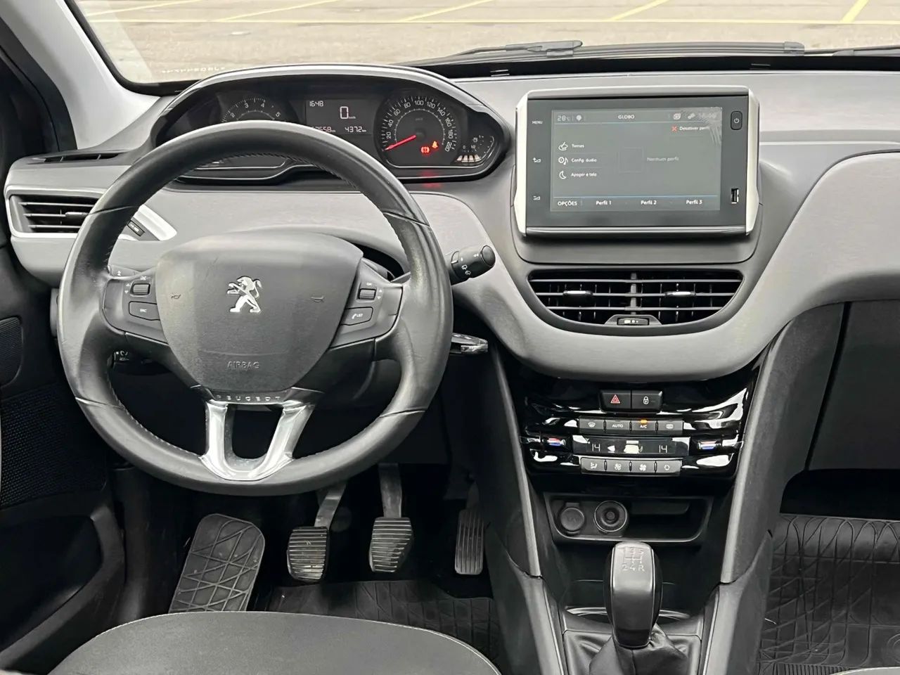 Peugeot 208 Allure 1.2 Flex 12V 5P Mec. 2018 - Foto 9
