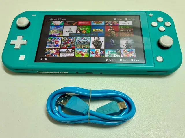 Nintendo Switch Lite Turquesa (Desbloqueado). Praticamente em Perfeito Estado!
