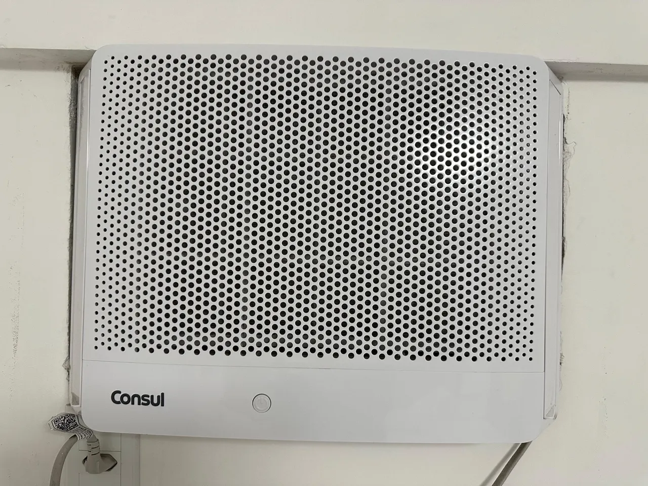 Ar-condicionado com controle remoto 10Btus