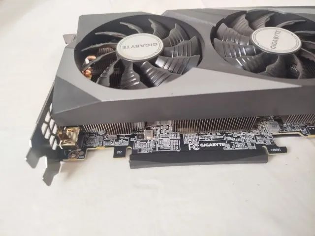3070 8GB OC GIGABYTE - Foto 3