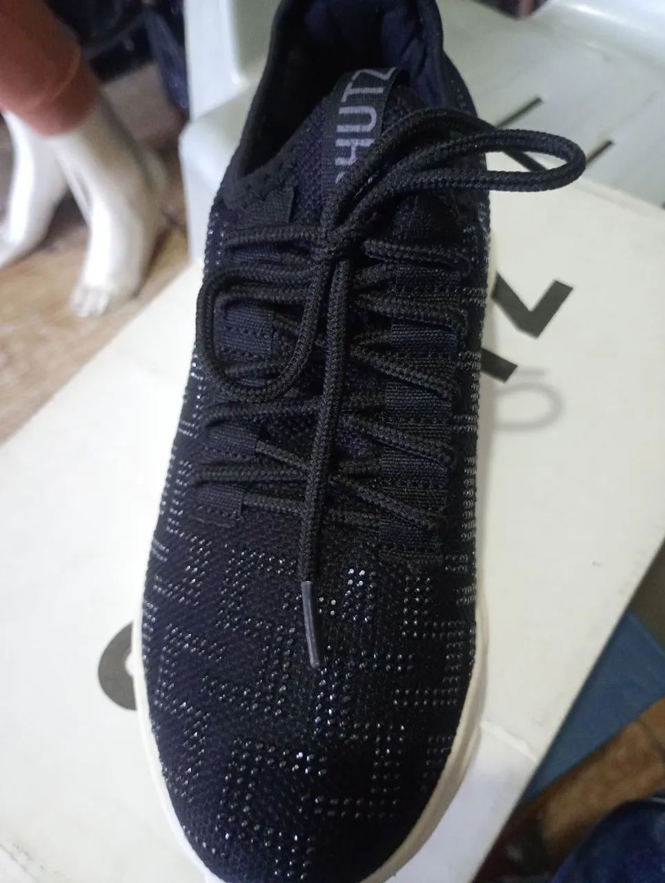 Tênis Schutz Preto com Detalhes