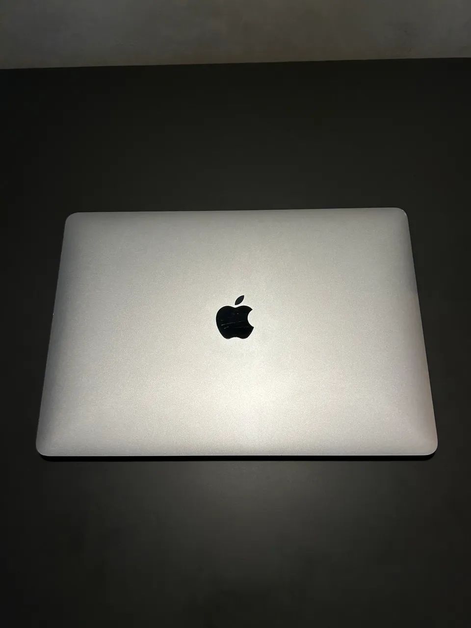 Apple - MacBook Air 13 (2020) - 13 polegadas - Intel i3 - 8GB