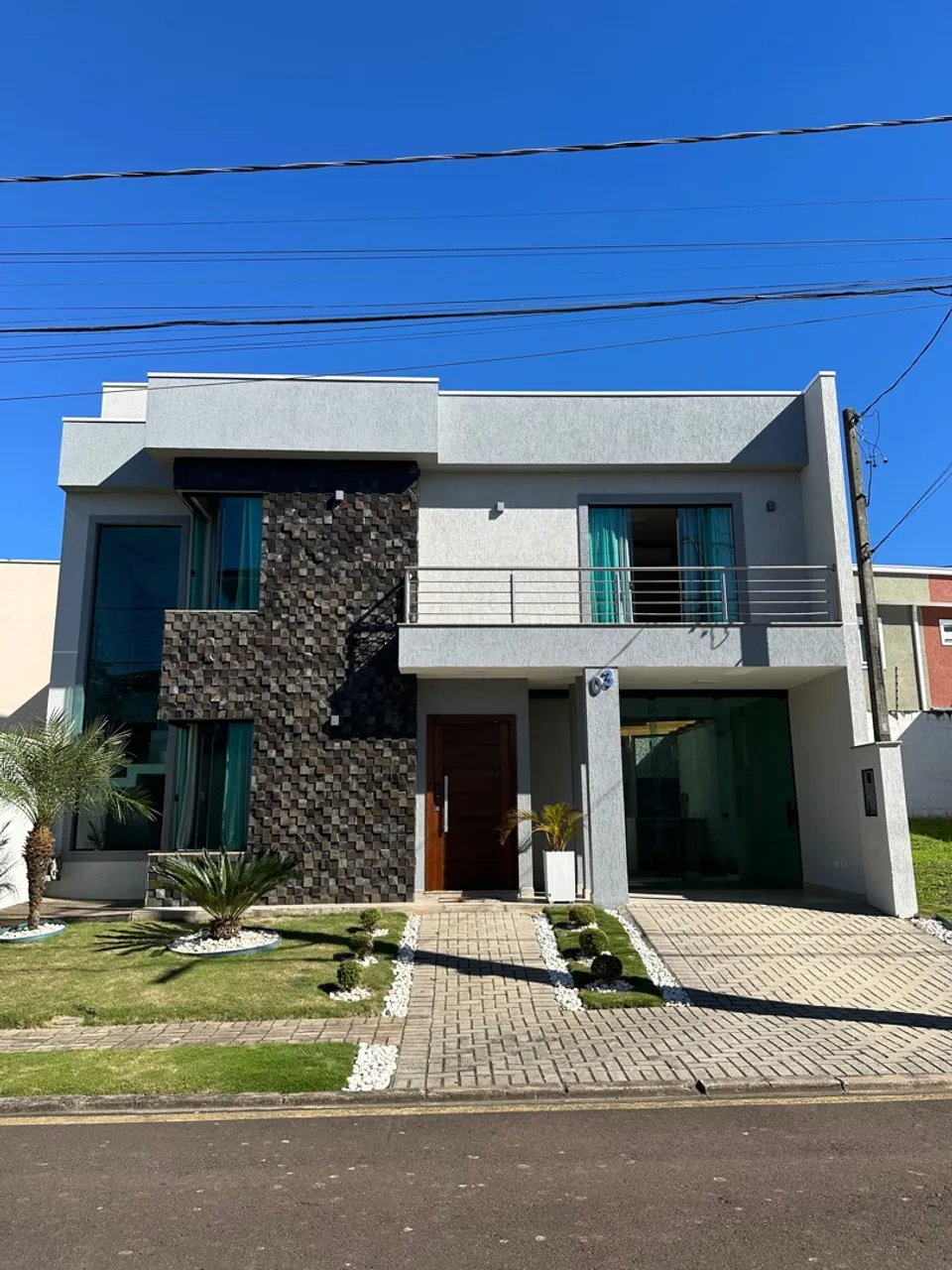 Sobrado alto padrão mobiliado em condomínio fechado no Umbará - Curitiba