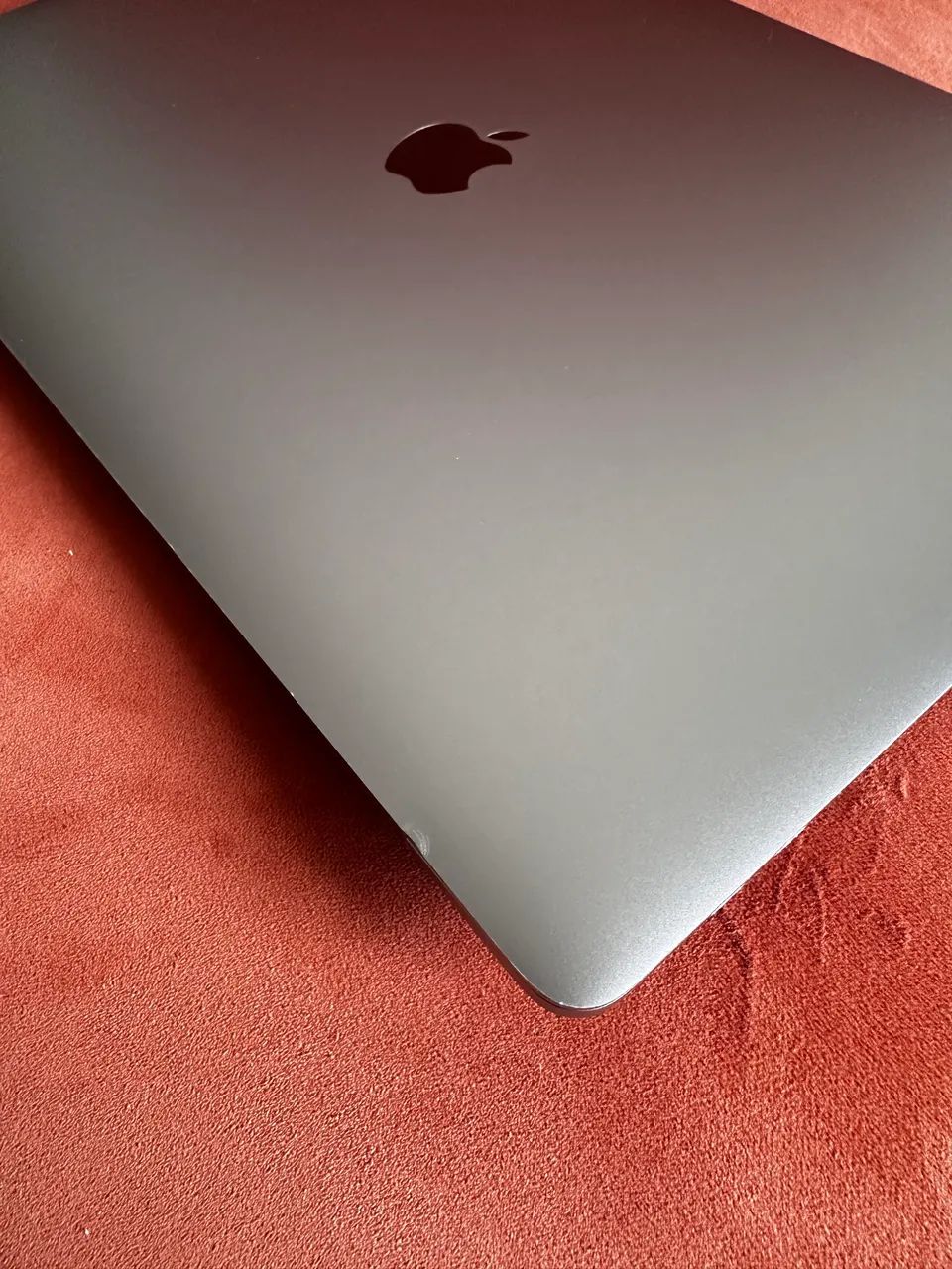 MacBook Pro 16インチ i9 / 16GB / 1TB 本体のみ 16インチMacBook Pro 2.4GHz 8コアIntel Core i9 Retina