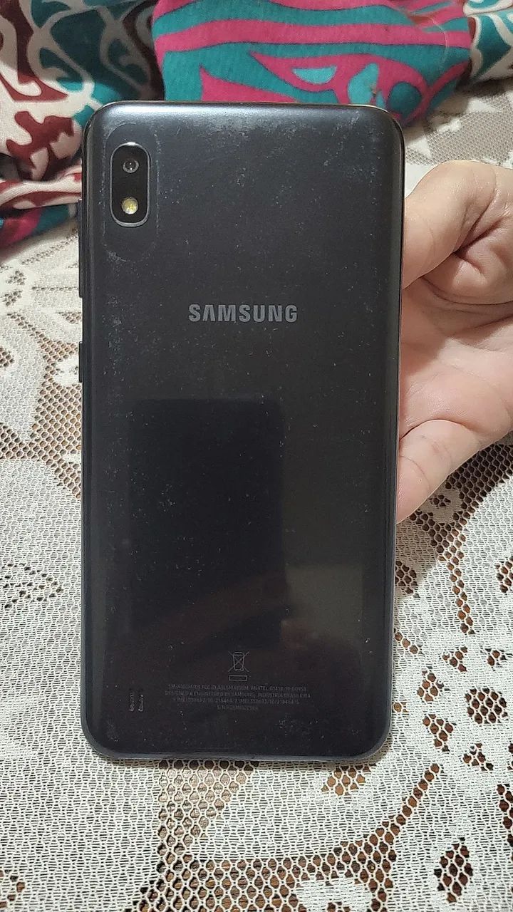 Celular Samsung Galaxy A10  - Foto 2