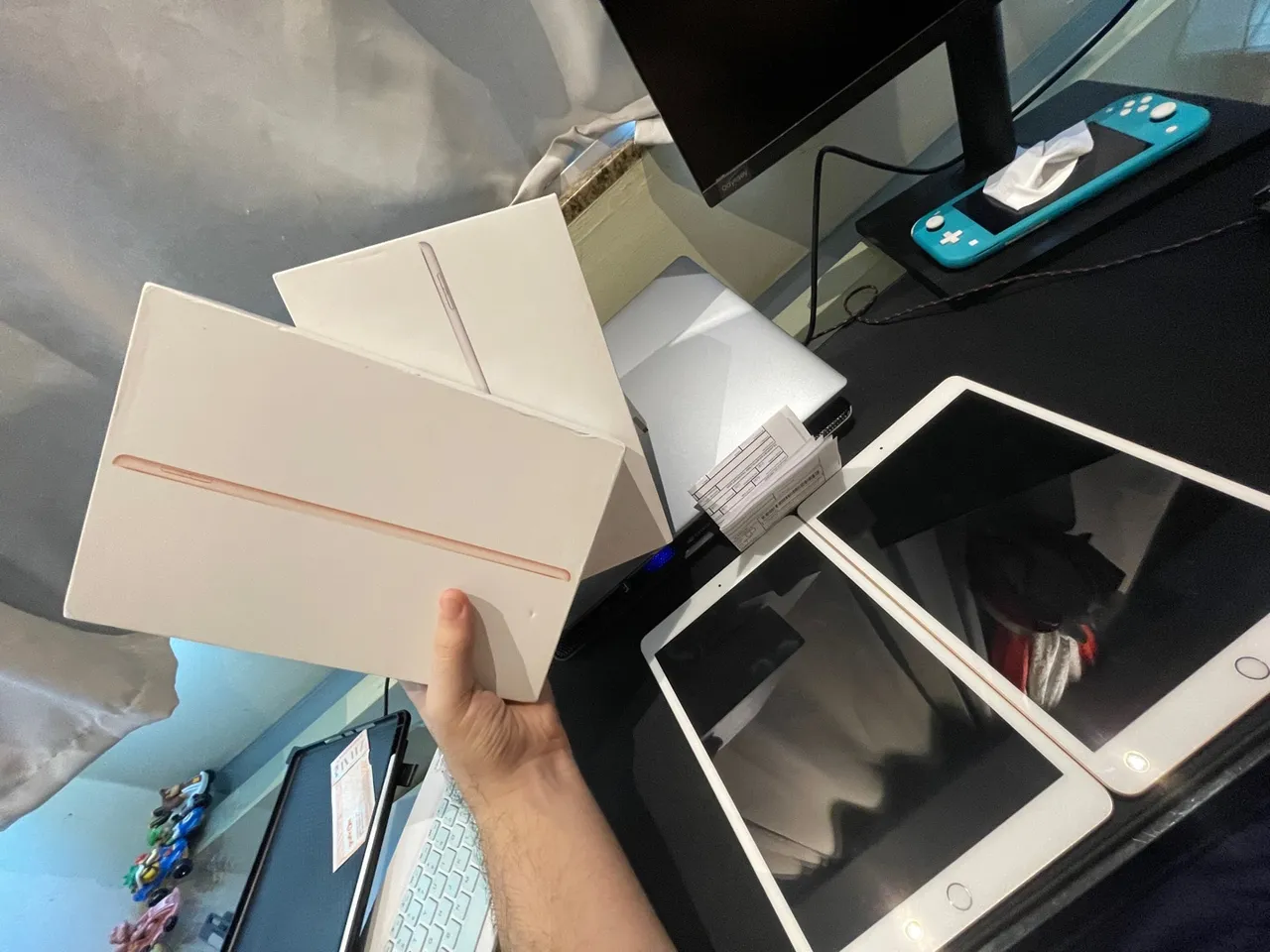 iPad 8° geração Prata e Rose gold 32GB