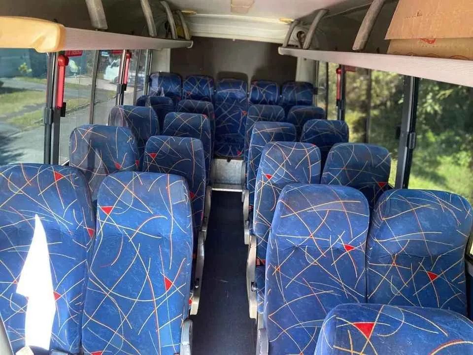 Volare v8 curto 25 lugares 2010 - Completo  - Foto 3