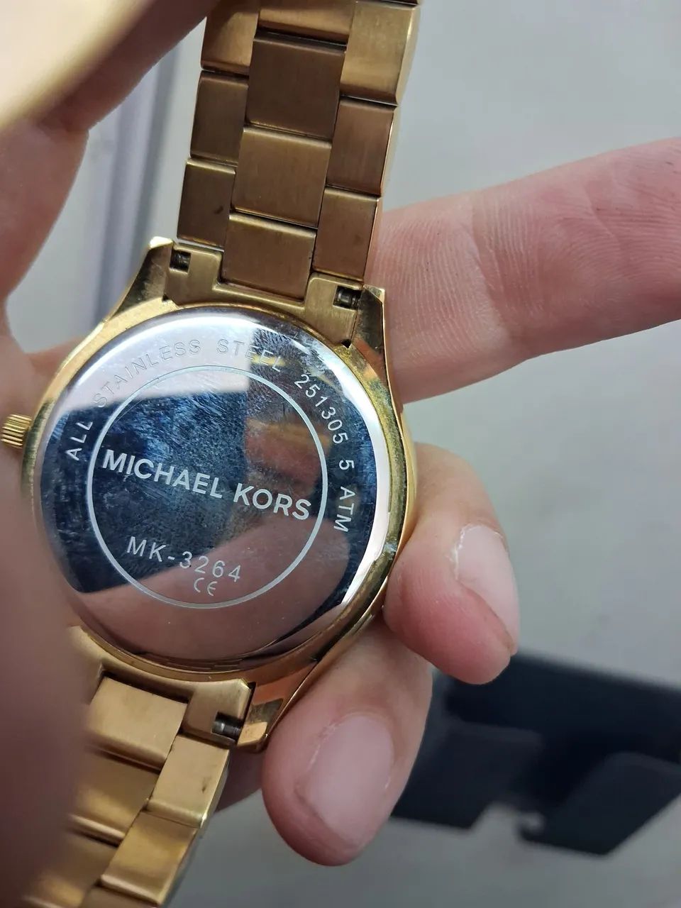 Relógio Michael Kors Dourado com Mostrador Rosa - Foto 3