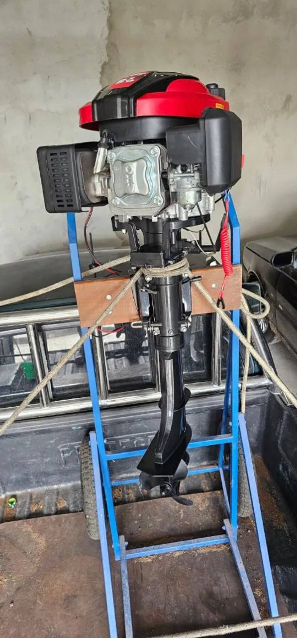 Vendo Motor de popa 6.5 HP
