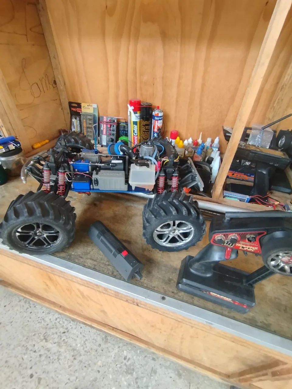 Automodelo Tmaxx Traxxas 2.5 - Foto 5