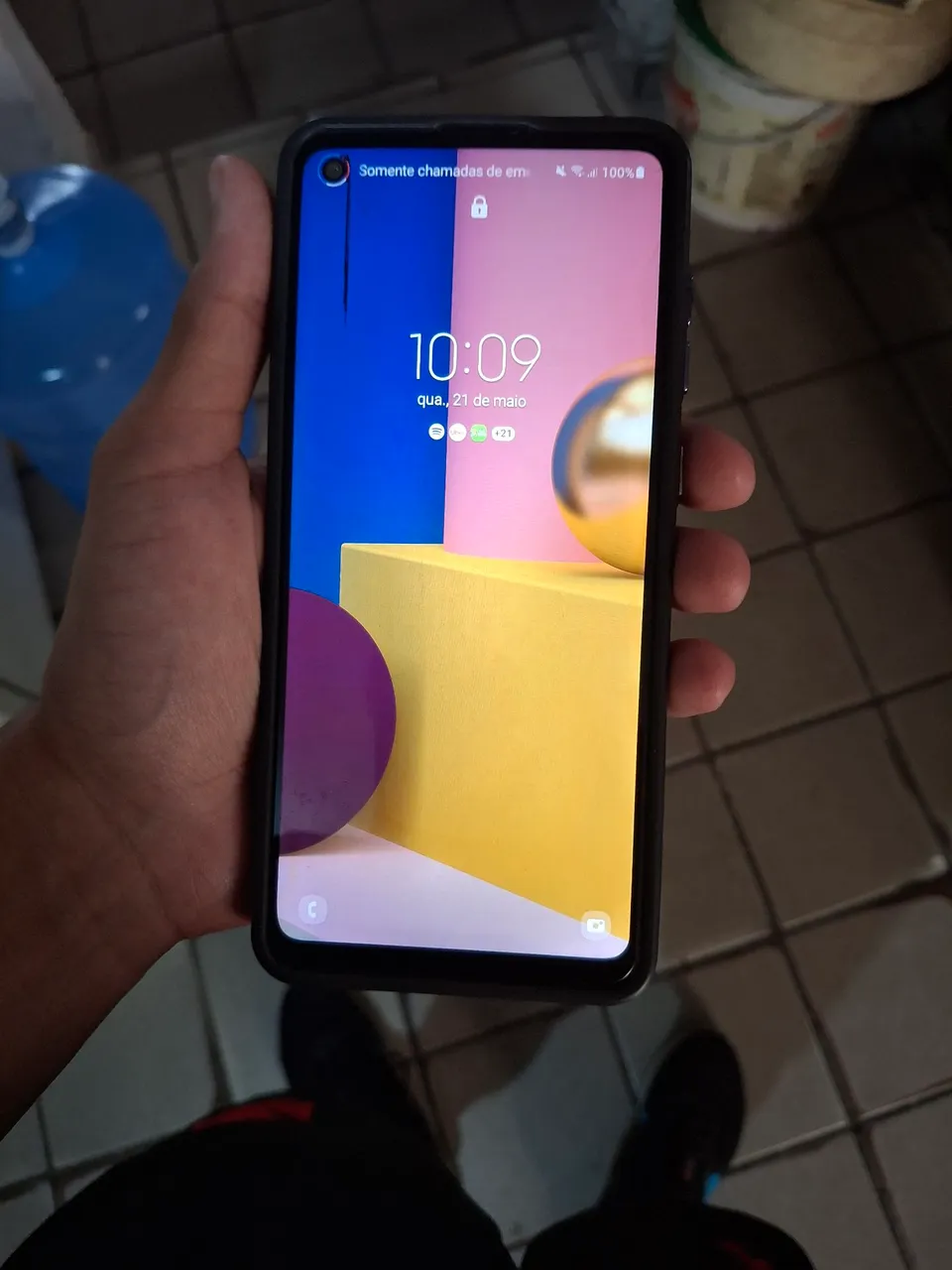 Celular a21s com pequenas marcas de uso acompanha caixa