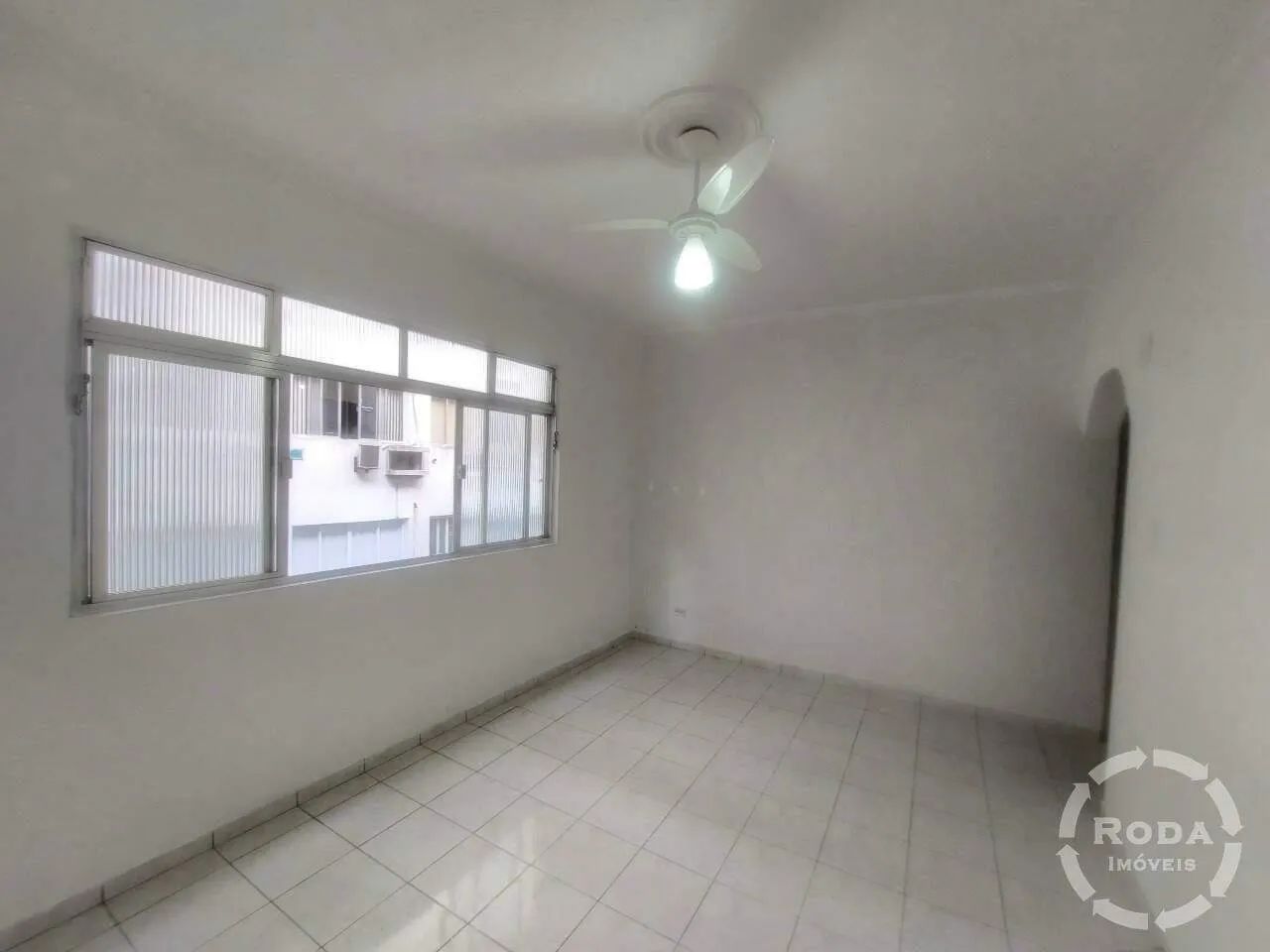 Apartamento 2 dormitórios excelente localização à venda no Gonzaga - Santos - Foto 2