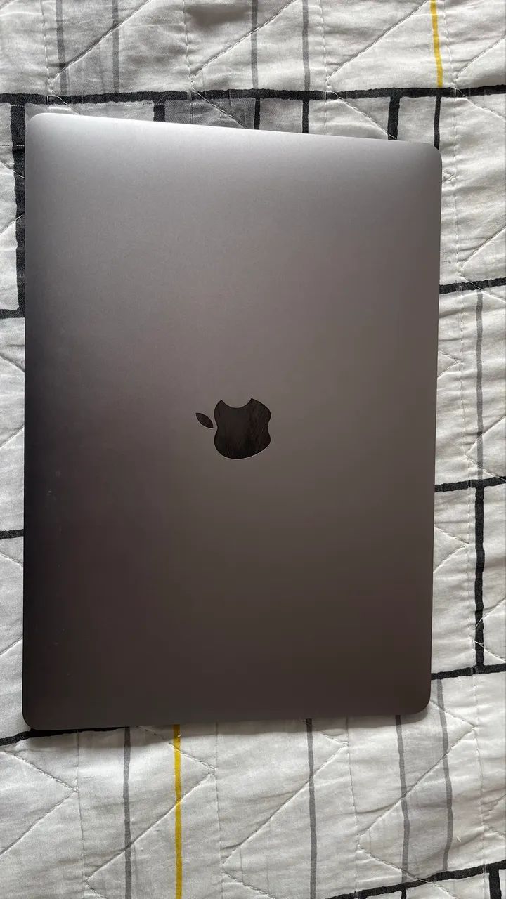 MacBook Air M164168570530177124
