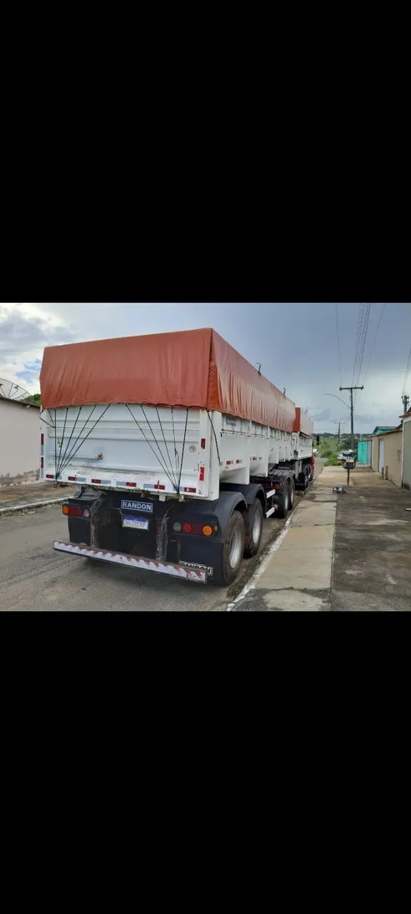 Vendo BI caçamba 2011 com os pneus carreta top 140.000 ) e um cavalo axor zerado) - Foto 2