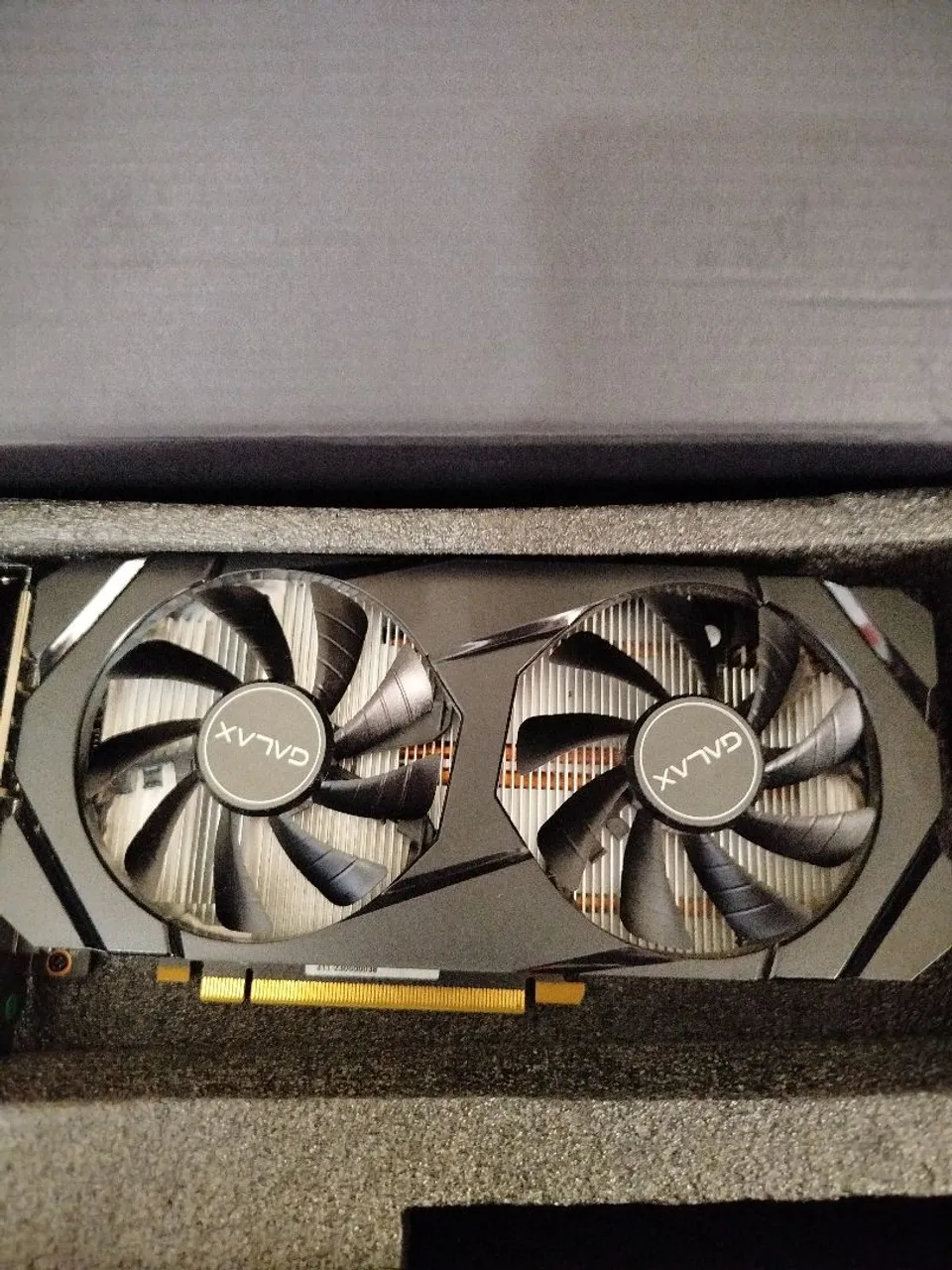 Placa de Vídeo Galax GTX 1660 SUPER 6GB (novíssima)