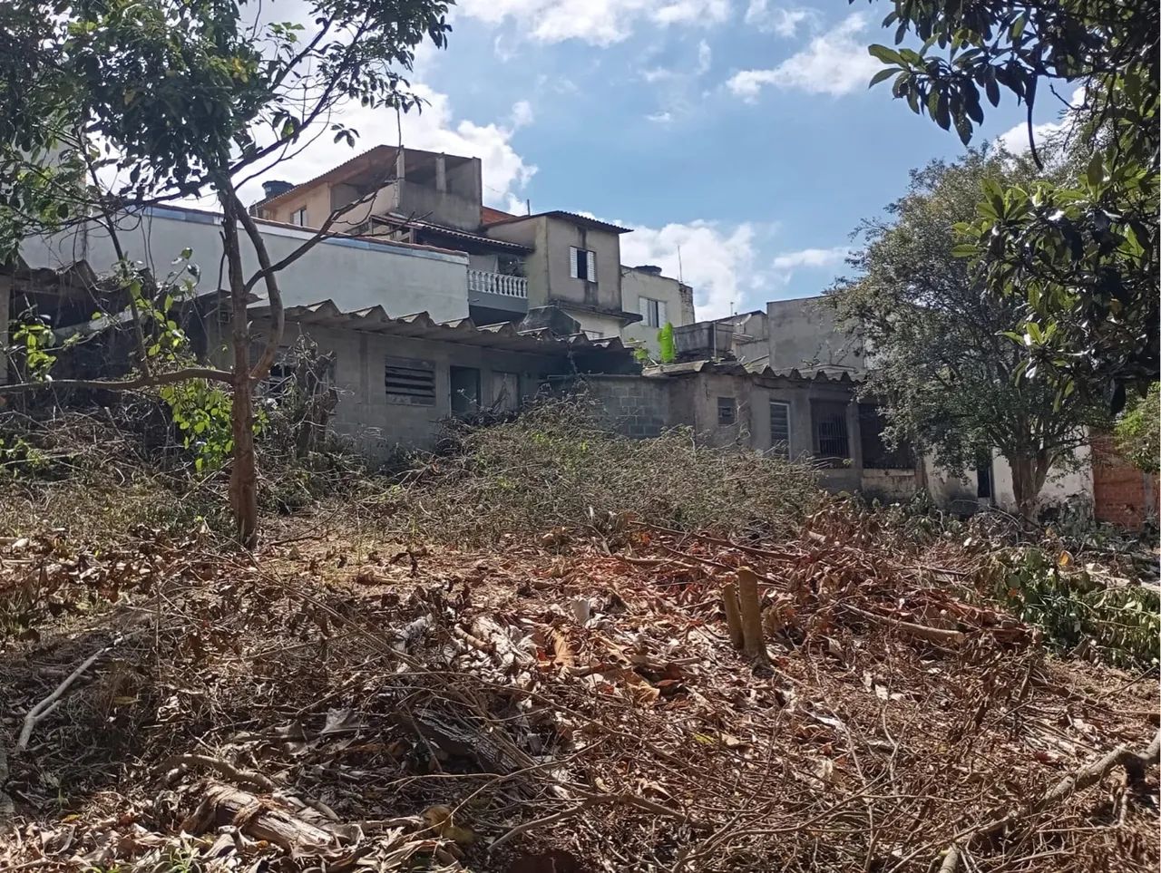 Lotes de 250m2 em Carapicuíba. 