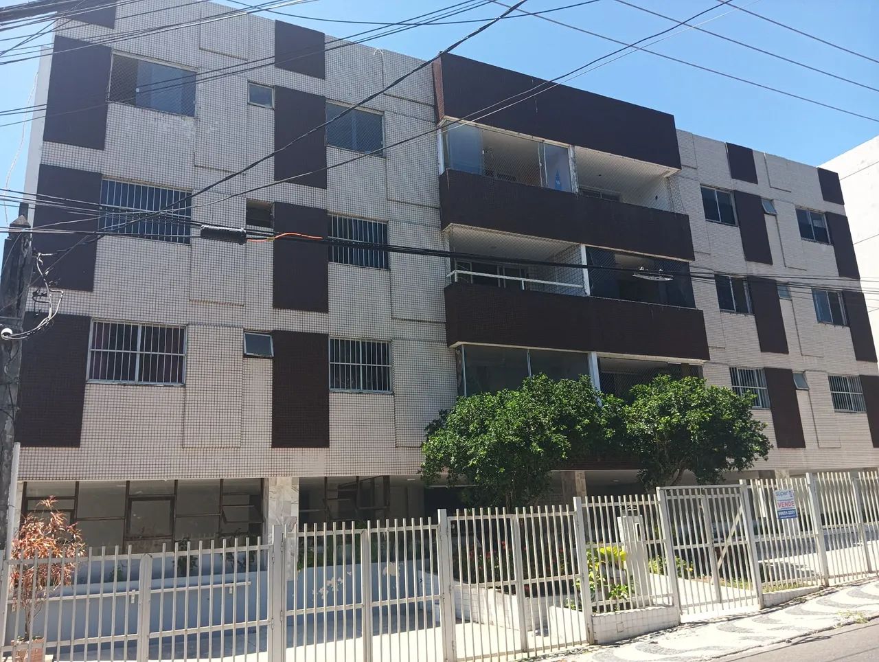 Alugo 3/4 Costa Azul mobiliado.
