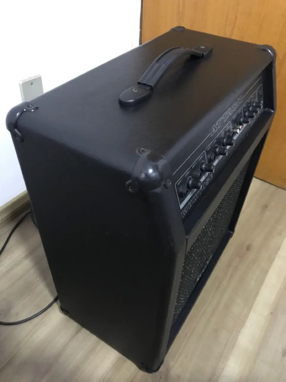 Amplificador ATTACK CM1050 - Foto 3