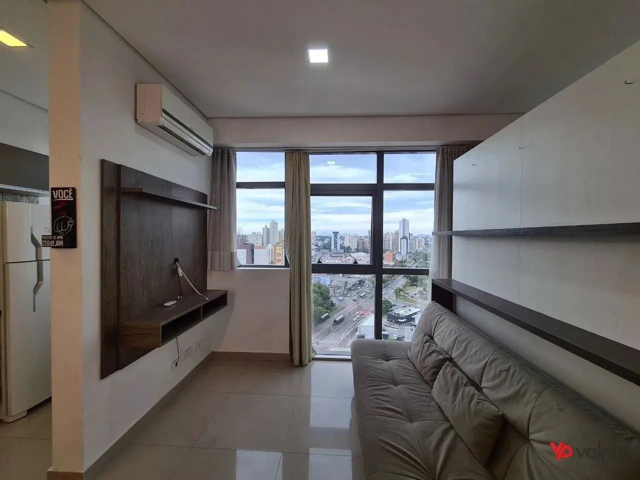 Studio mobiliado à venda no Centro, Curitiba. - Foto 4