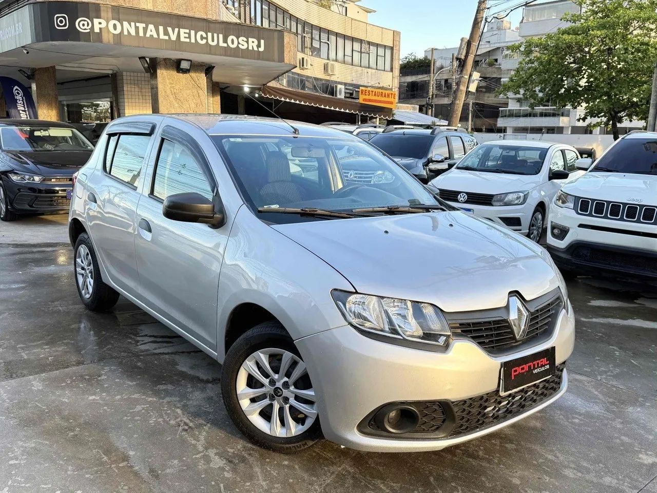 Renault Sandero Authentique Flex 1.0 12V 5P 2017 - Foto 3