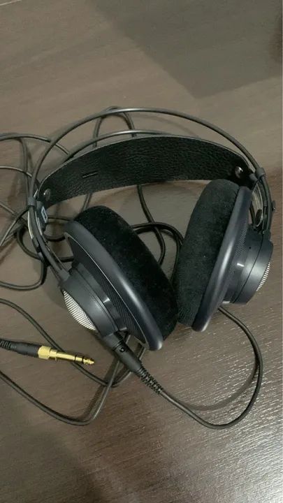 Fone de Ouvido de Referência AKG K702 - Foto 4