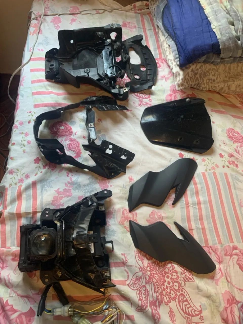 Frente da Fz25 R$300