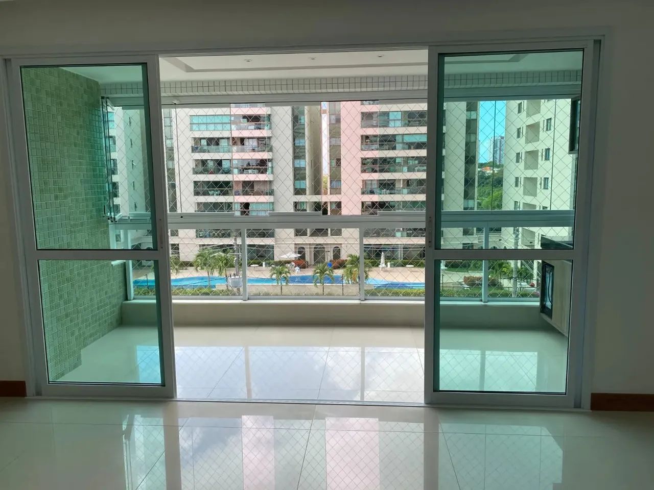 Apartamento 2 quartos reversível para 3 quartos + home office,  em Alphaville 1 Salvador - Foto 3