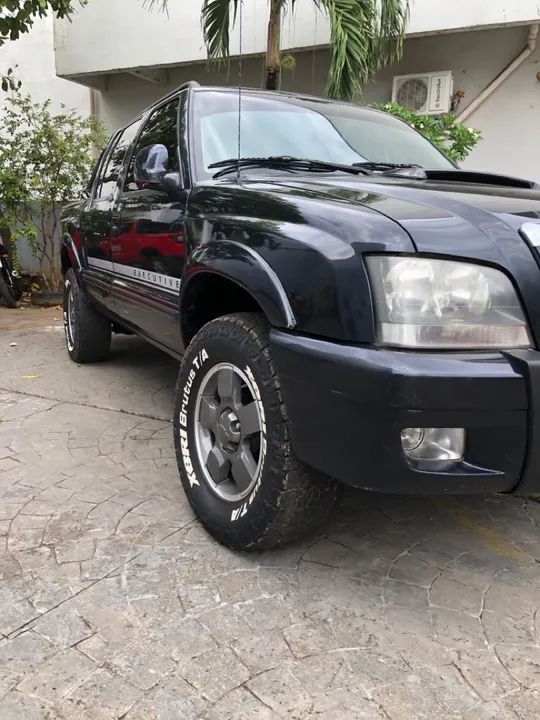 Vendo Linda S10 Executive 2006 4x4 revisada de tudo