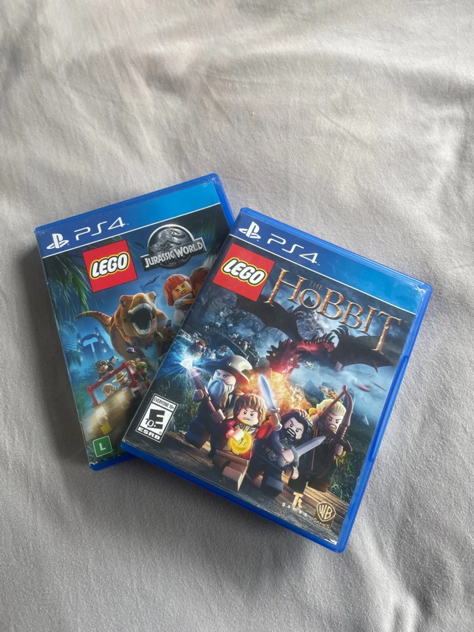 Lego Jurassic World e Lego Hobbit - PS4
