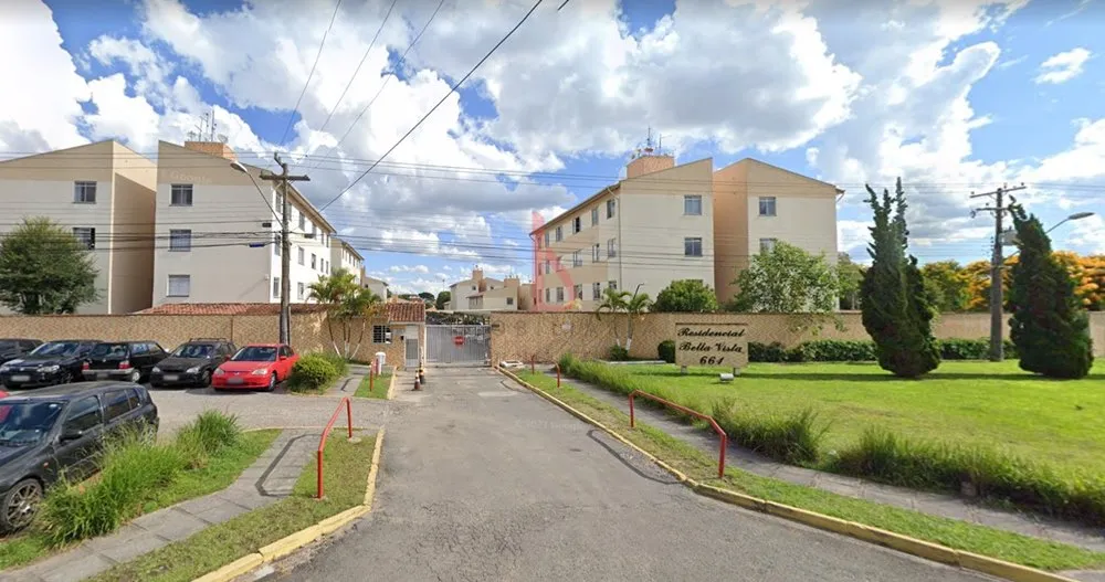 Apartamento Locação - 3 Quartos - 1 Vaga coberta e privativa - Ótima localização CIC/Capão