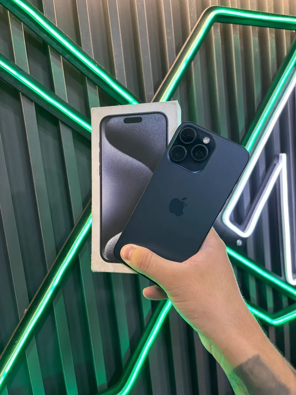 IPHONE 15 PRO MAXX 256GB - CUBRO CONCORRÊNCIA  - Foto 2