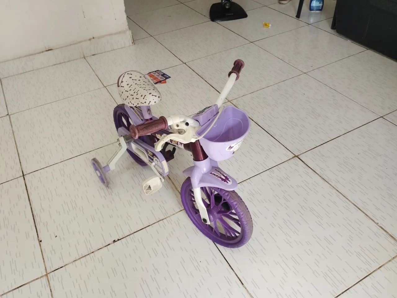 Bicicleta infantil na cor lilás - Foto 2