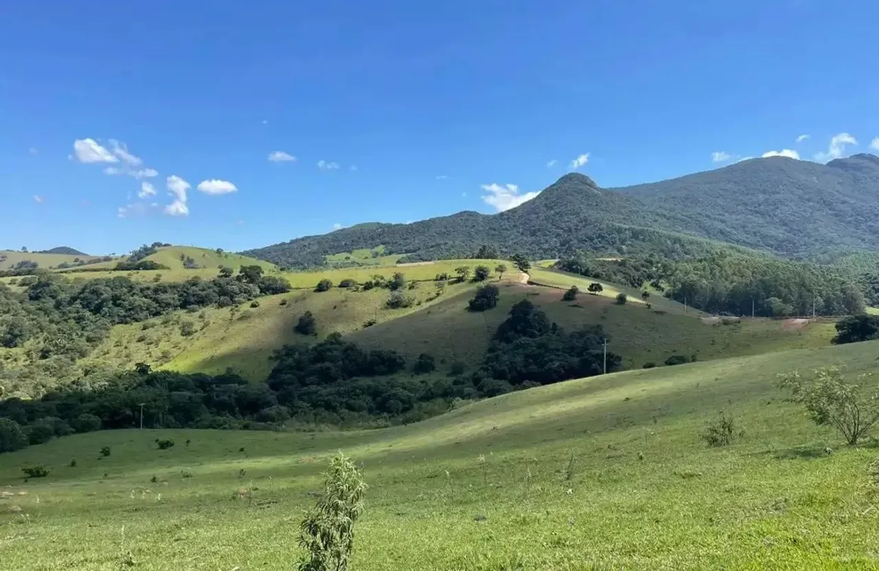 terreno 10 mil m2 em Joanópolis SP