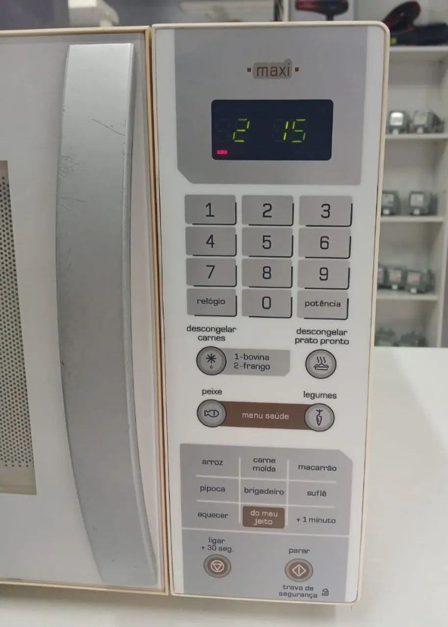 Microondas Brastemp 30L 127V - R$399 - Foto 2