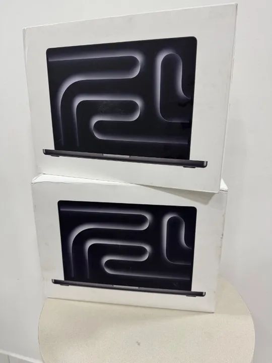 MacBook Pro M3 | 18GB RAM | Lacrado | NOVO 