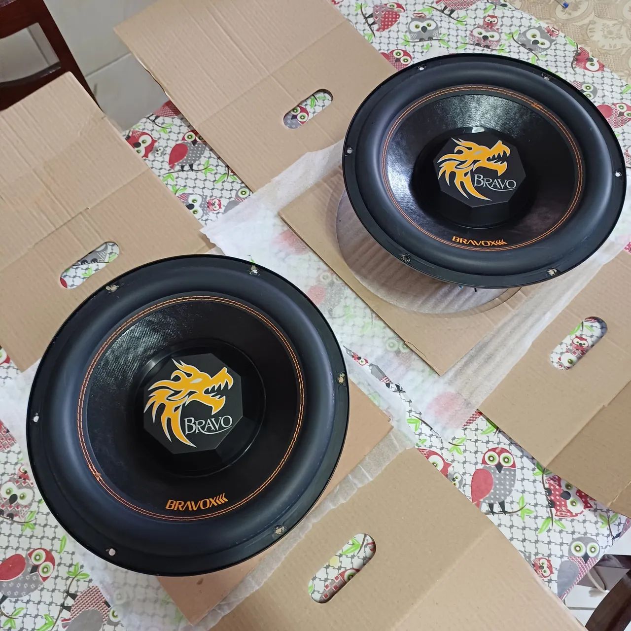 Par de alto falantes Subwoofer Bravox 12 Polegadas 350W 4 Ohms  - Foto 3