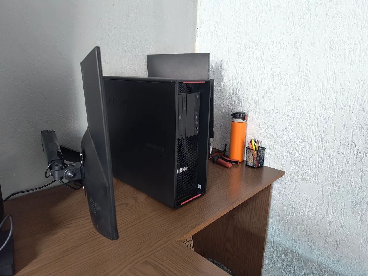 WORKSTATION LENOVO - Foto 2