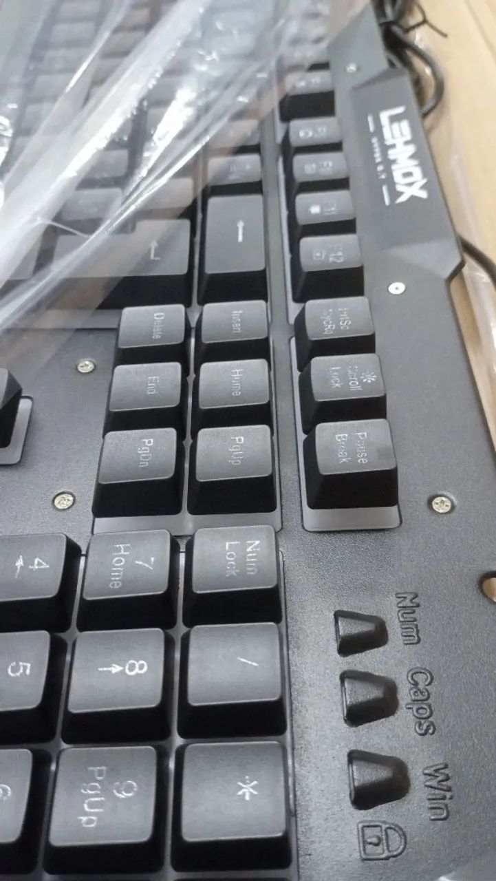 Teclado Gamer com Luz RGB Usb LEHMOX 1554 - Foto 2