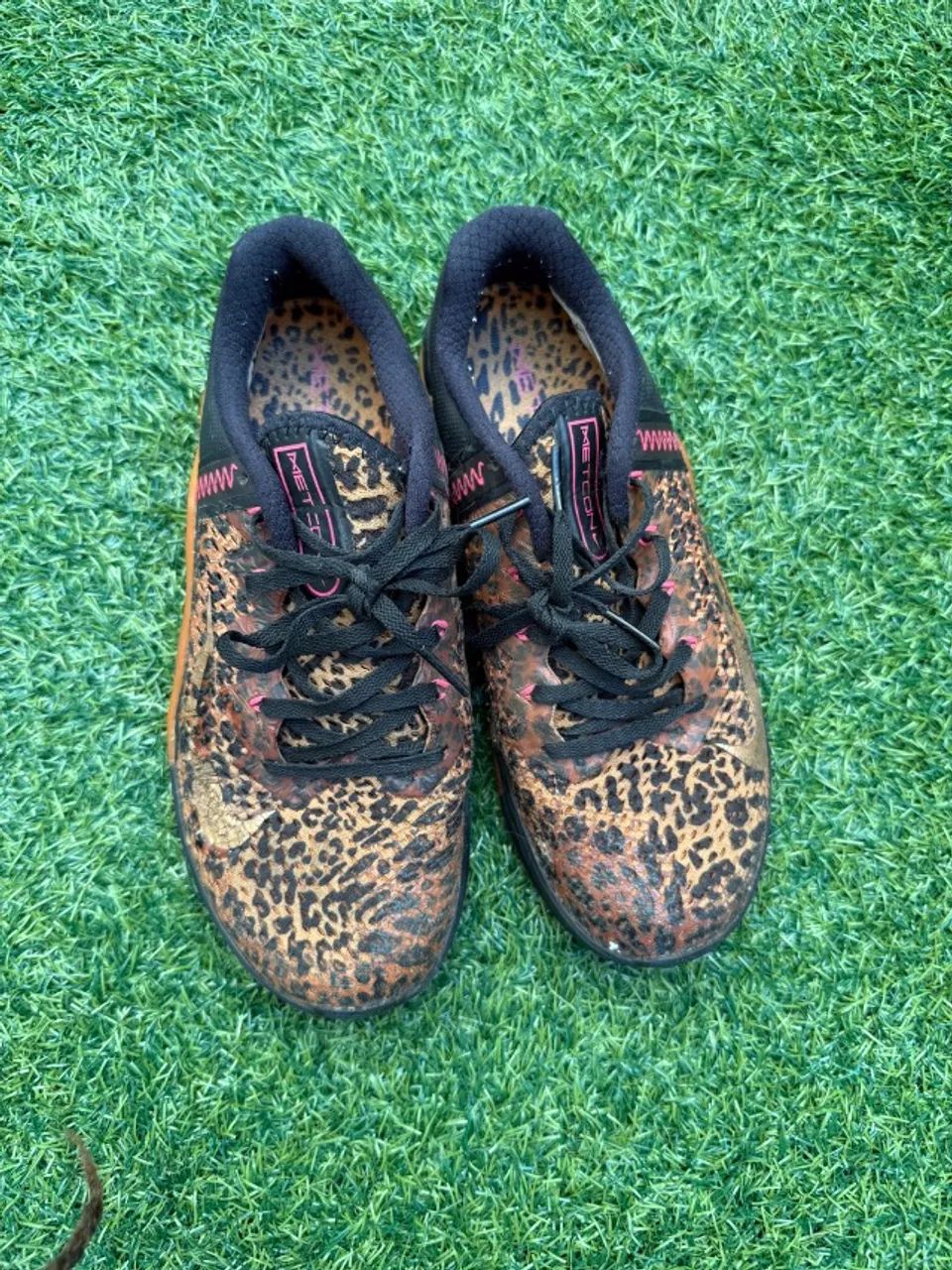 leopard nike metcons