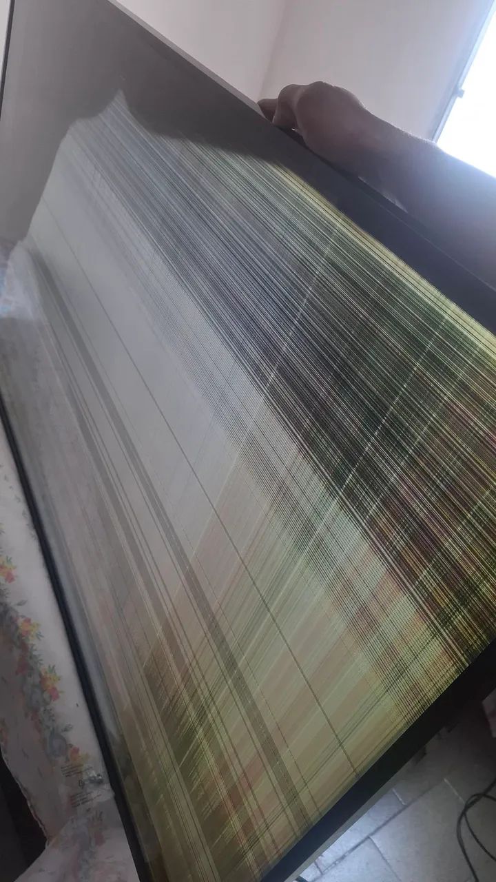 Tv 65  LG DEFEITO  - Foto 3