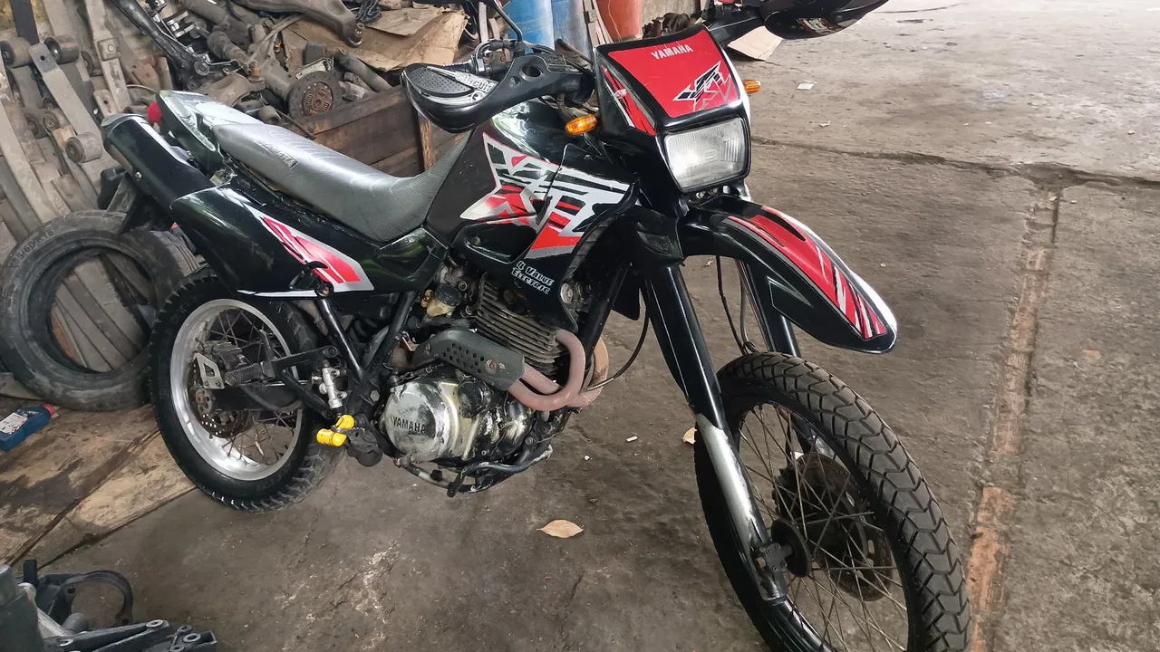 XT 600 E