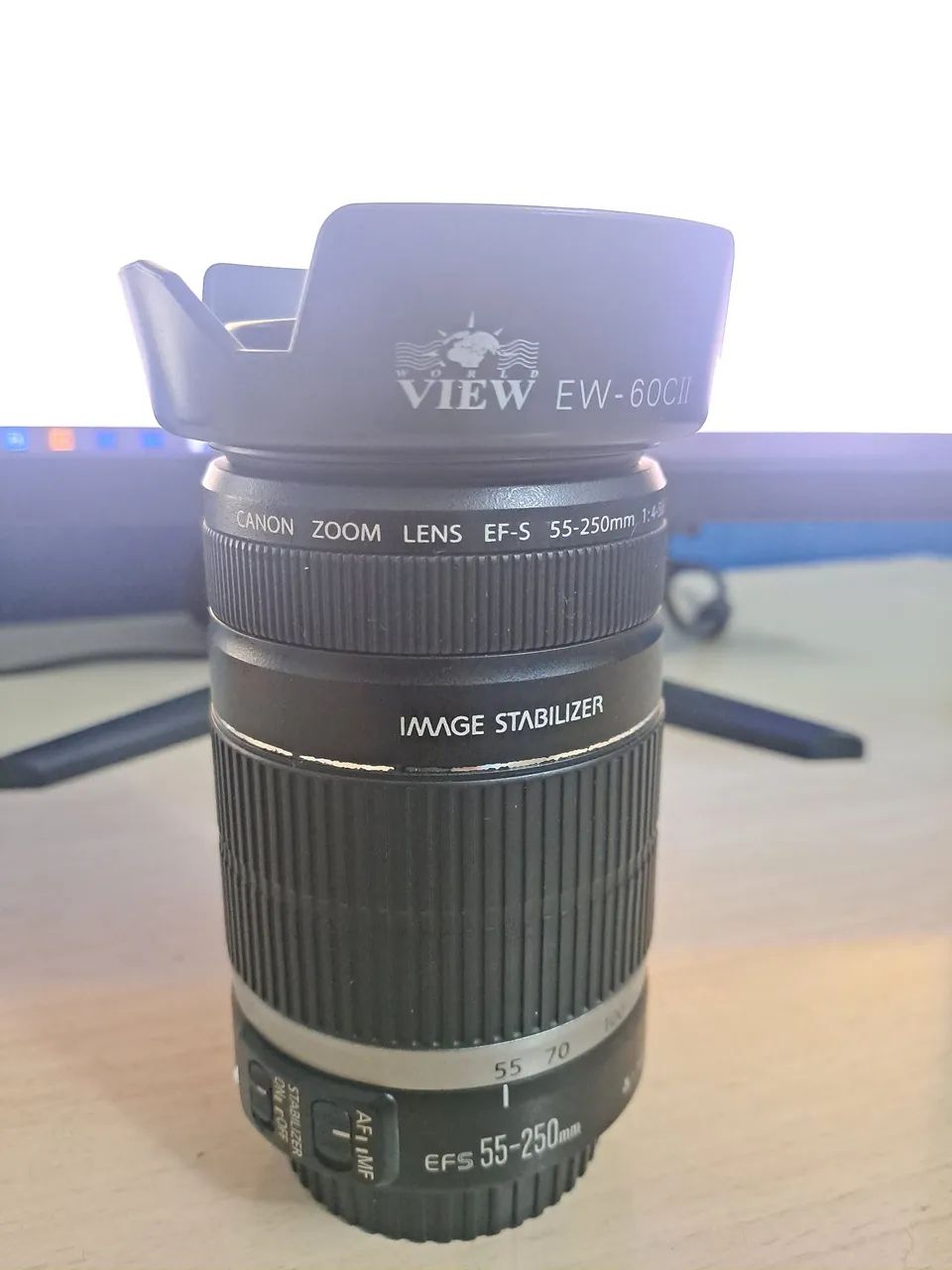 Lente Canon Ef-s 55-250mm F/4-5.6 Is Canon Ef-s Preto (Usado)