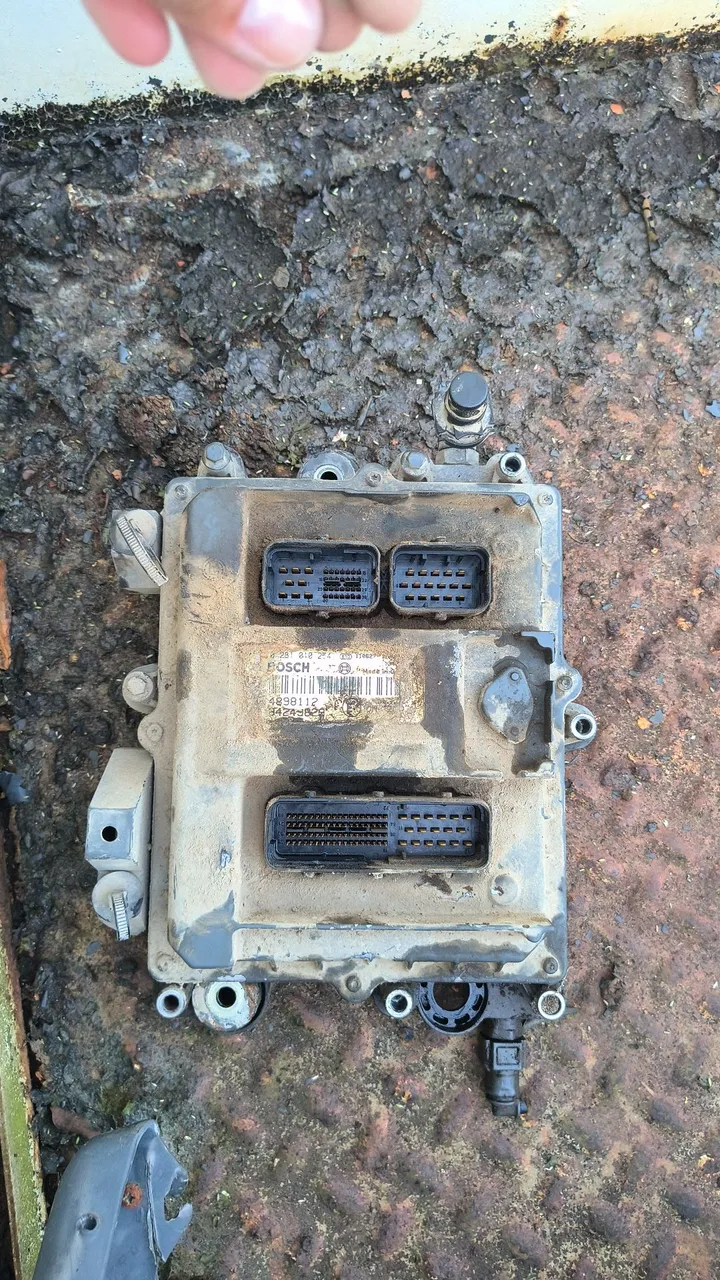 Módulo motor Cummins Ford cargo 2628