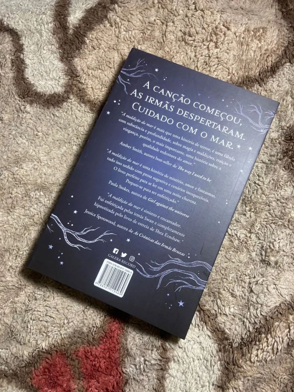 A Maldição do Mar - Shea Ernshaw - Foto 2