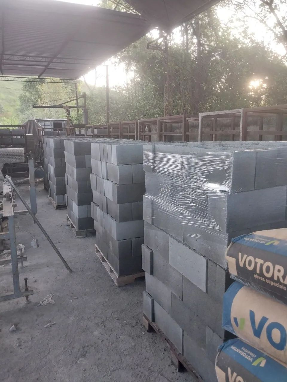 Blocos de concreto para construção65204307047553123